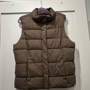 Gap Puffer Vest